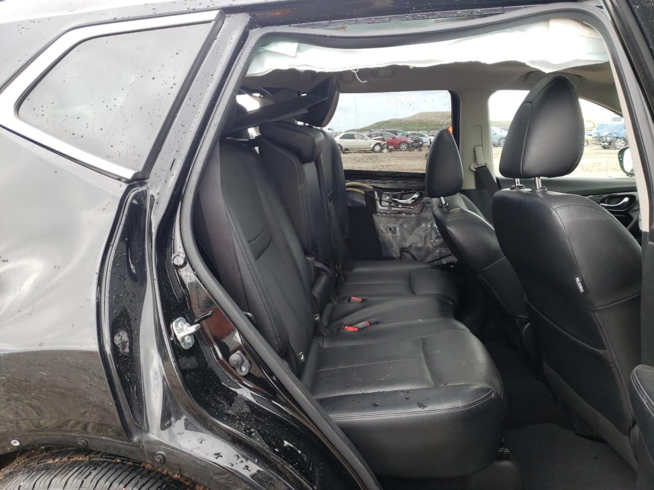 Photo 6 from auction – 2018 NISSAN ROGUE S with VIN JN8AT2MV2JW342811
