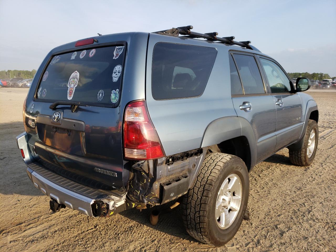 Photo 4 from auction – 2004 TOYOTA 4RUNNER SR with VIN JTEBU14R448016779