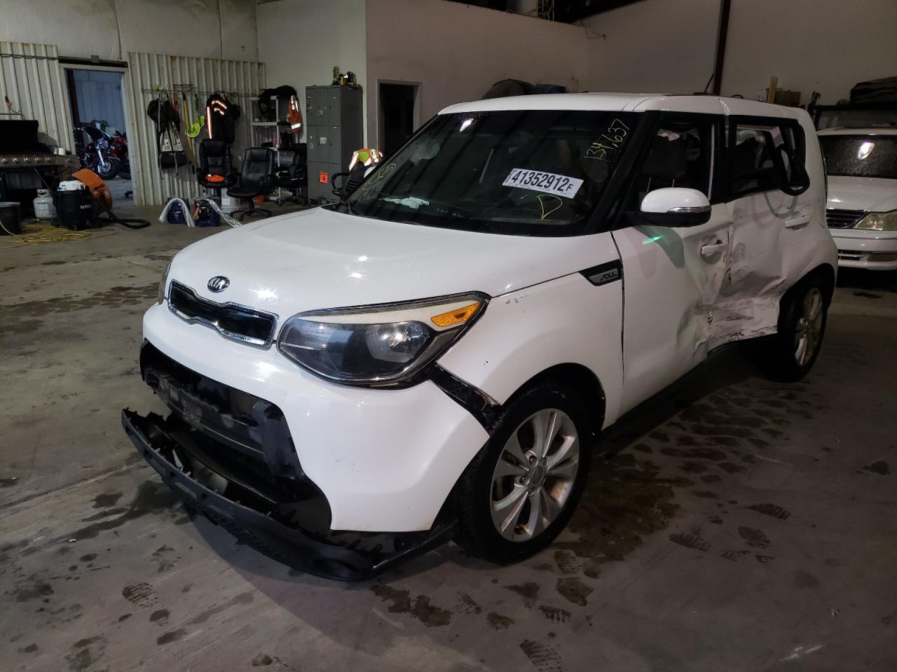 Photo 2 from auction – 2014 KIA SOUL + with VIN KNDJP3A50E7068728