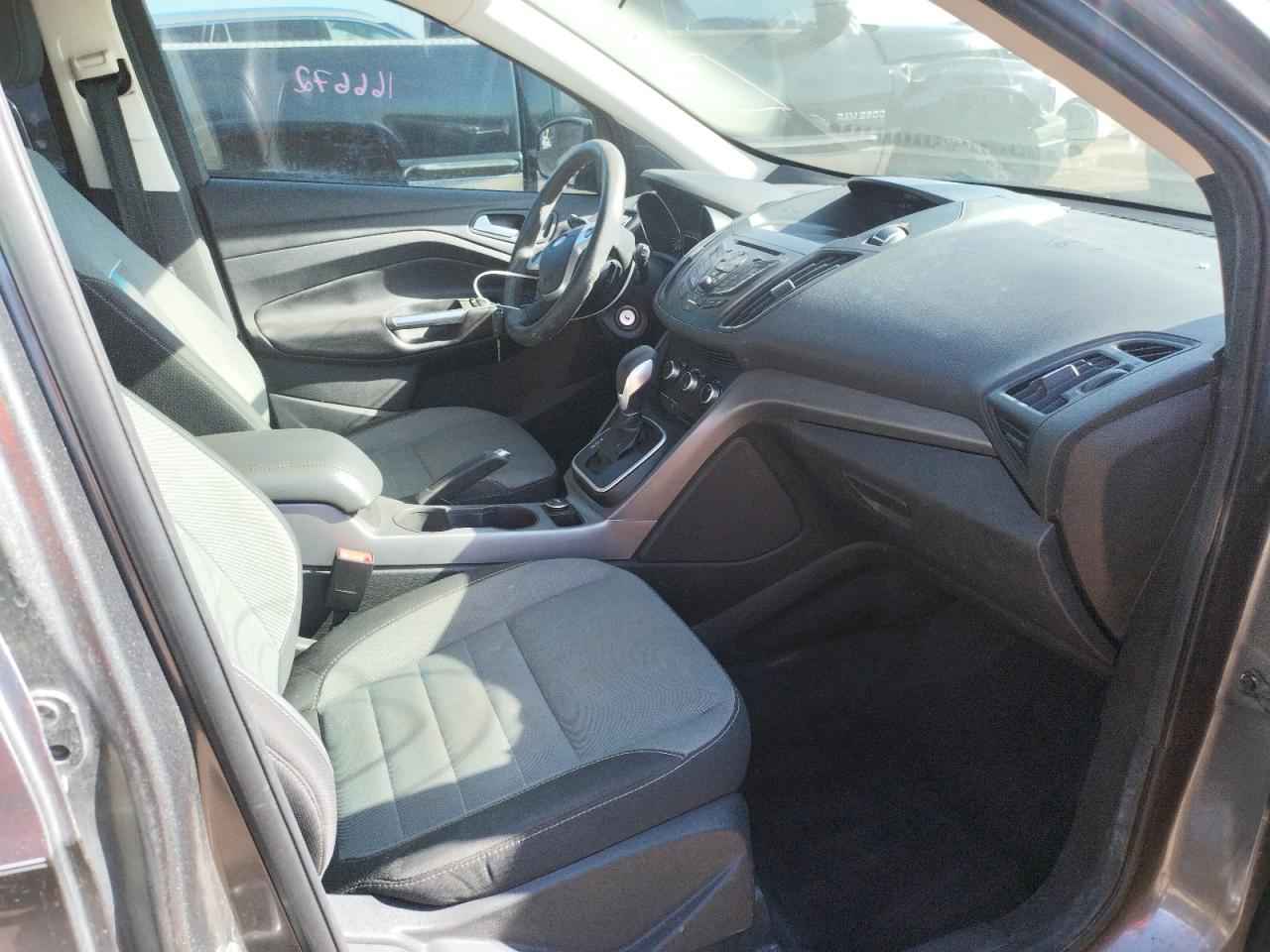 Photo 5 from auction – 2014 FORD ESCAPE SE with VIN 1FMCU0GX6EUA30233