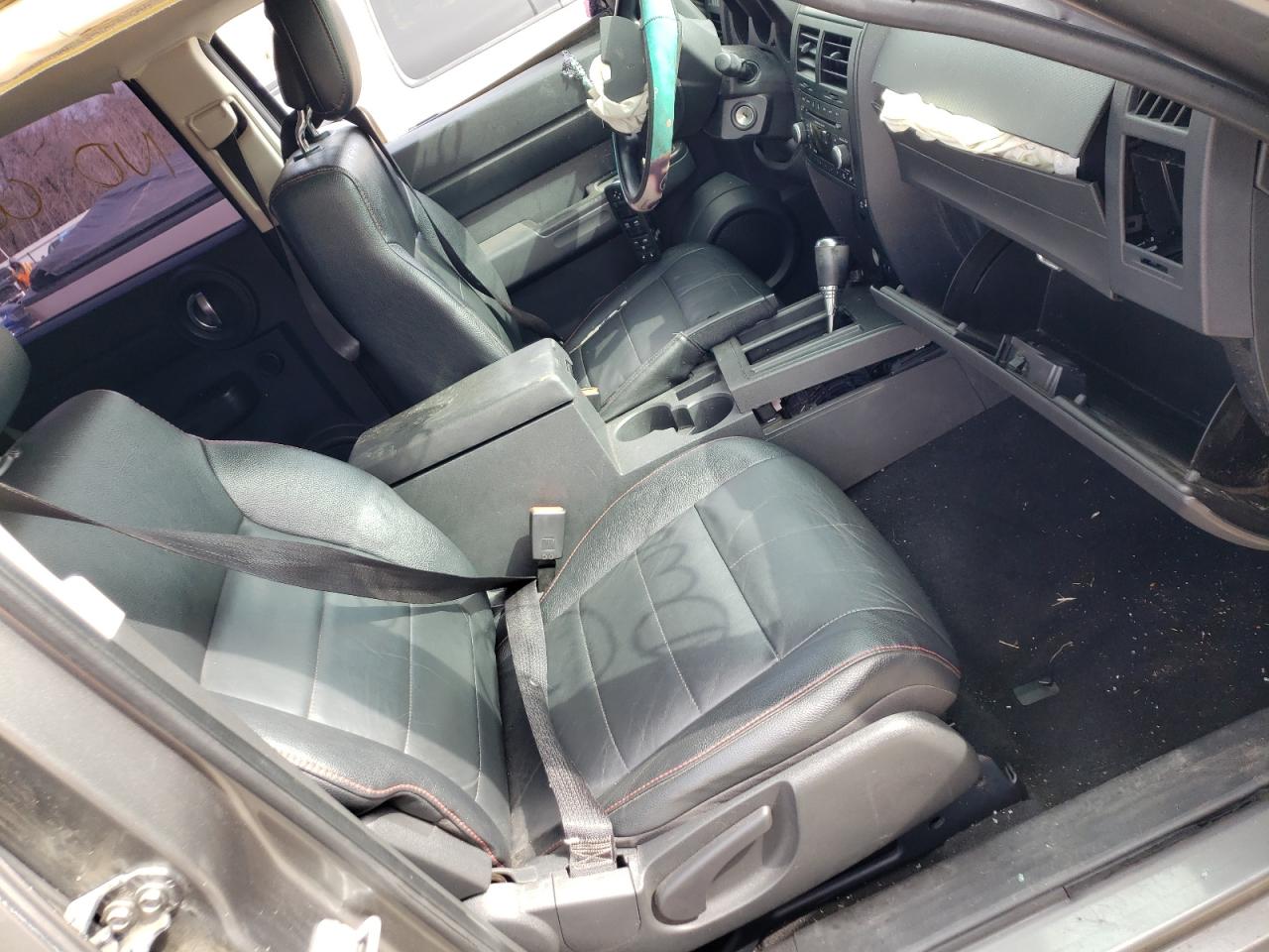 Photo 5 from auction – 2011 DODGE NITRO HEAT with VIN 1D4PT4GX8BW606746