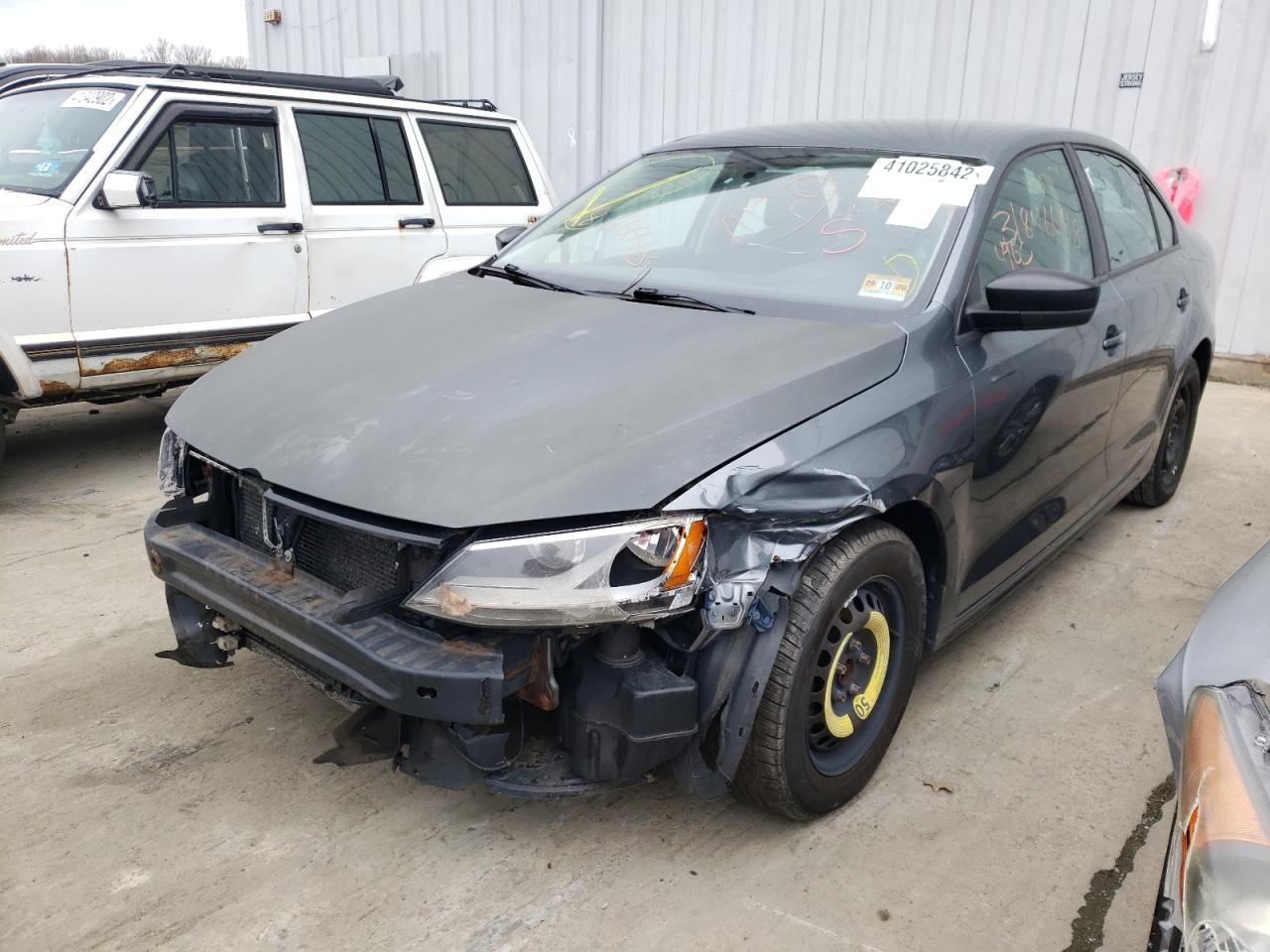 Photo 2 from auction – 2013 VOLKSWAGEN JETTA BASE with VIN 3VW1K7AJ7DM250205