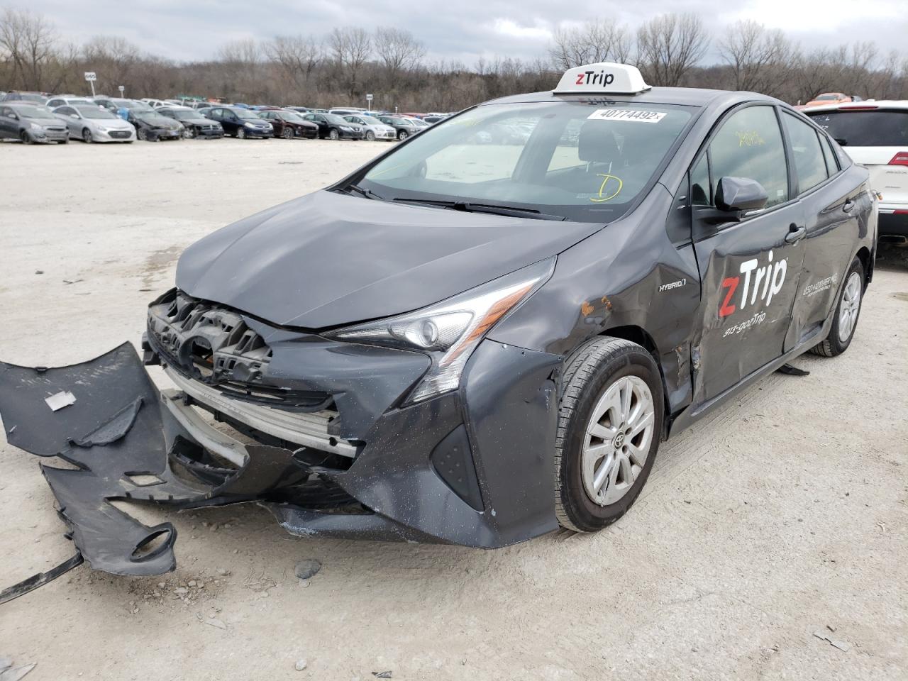 Photo 2 from auction – 2016 TOYOTA PRIUS with VIN JTDKBRFU1G3517964