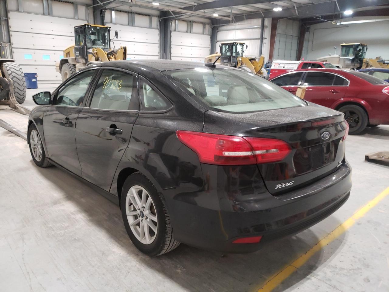 Photo 3 from auction – 2015 FORD FOCUS SE with VIN 1FADP3F24FL206961