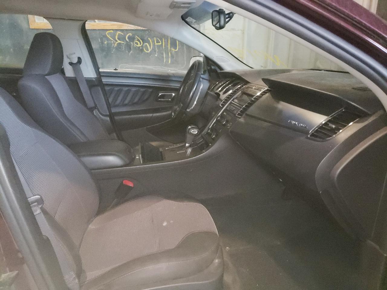 Photo 5 from auction – 2011 FORD TAURUS SEL with VIN 1FAHP2EW5BG175934