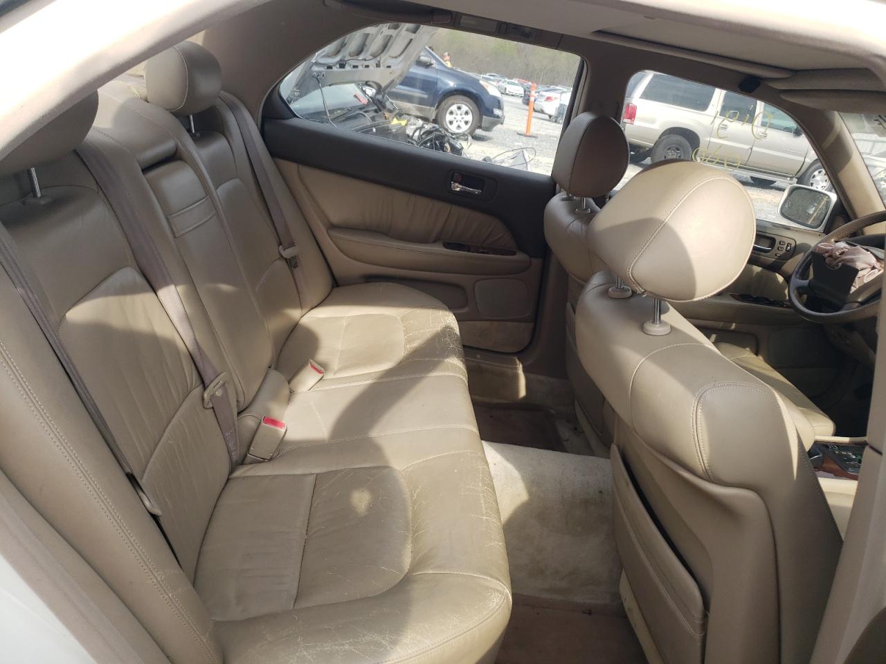 Photo 6 from auction – 1995 LEXUS LS 400 with VIN JT8UF22E9S0025257