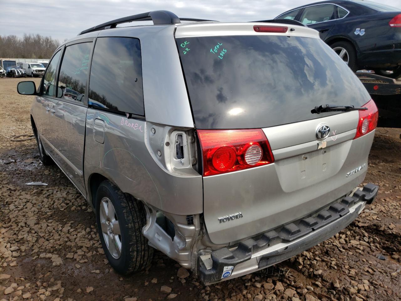 Photo 3 from auction – 2009 TOYOTA SIENNA CE with VIN 5TDZK23C09S260153