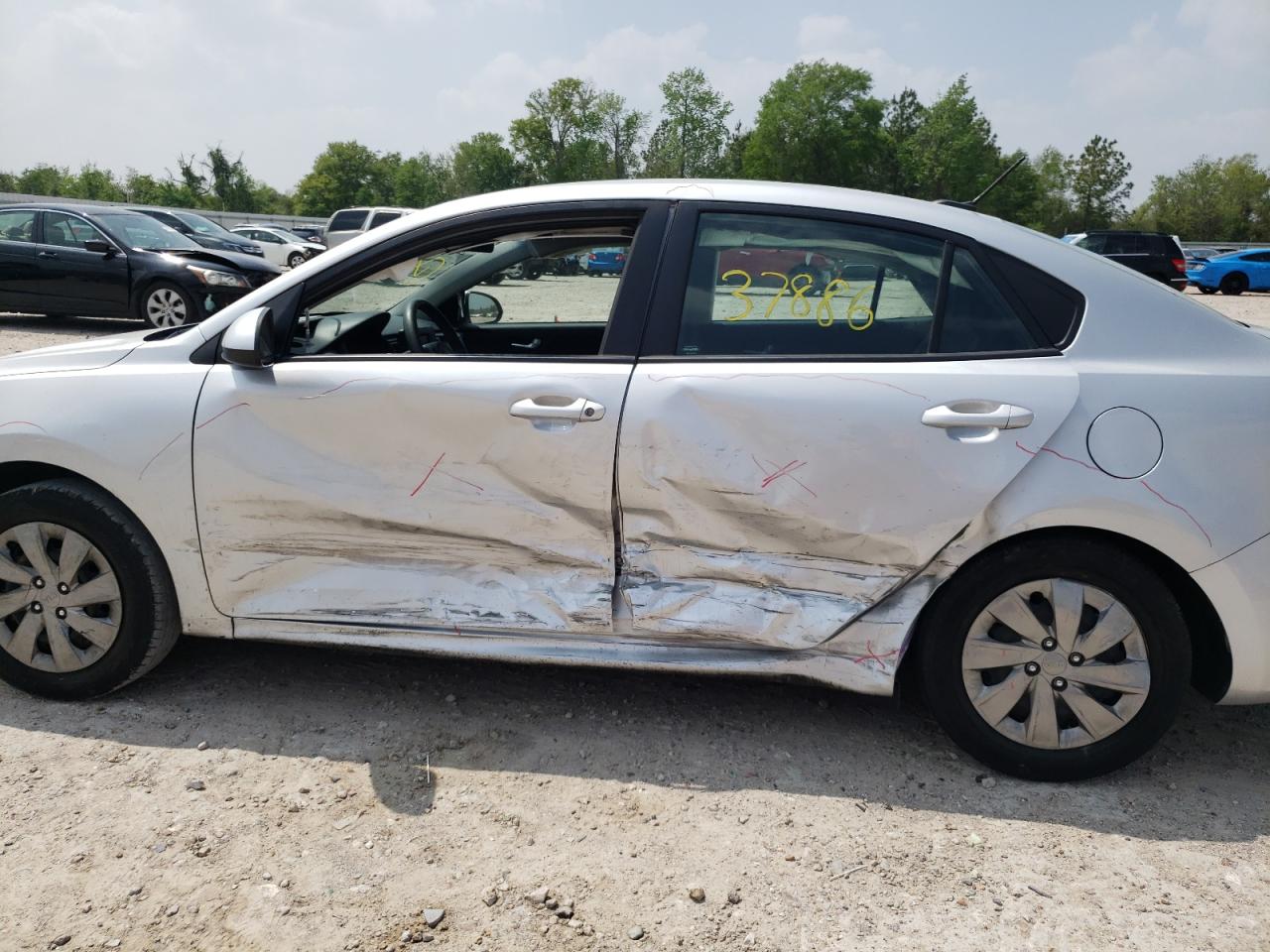 Photo 9 from auction – 2019 KIA RIO S with VIN 3KPA24AB9KE248554