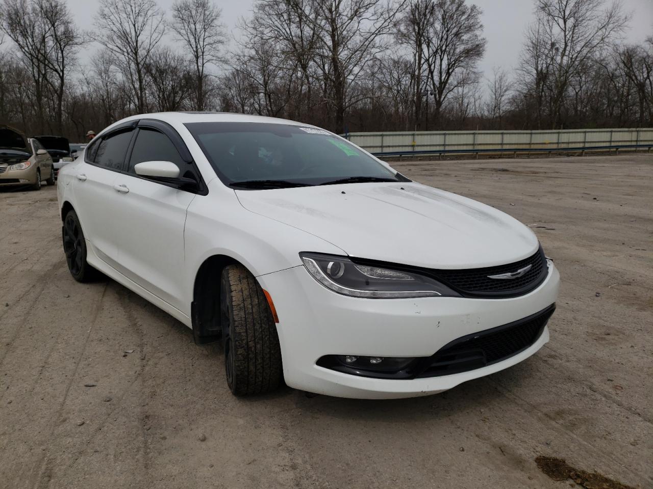 CHRYSLER 200 S 2015 with VIN 1C3CCCDG0FN530255 - Photo from auction