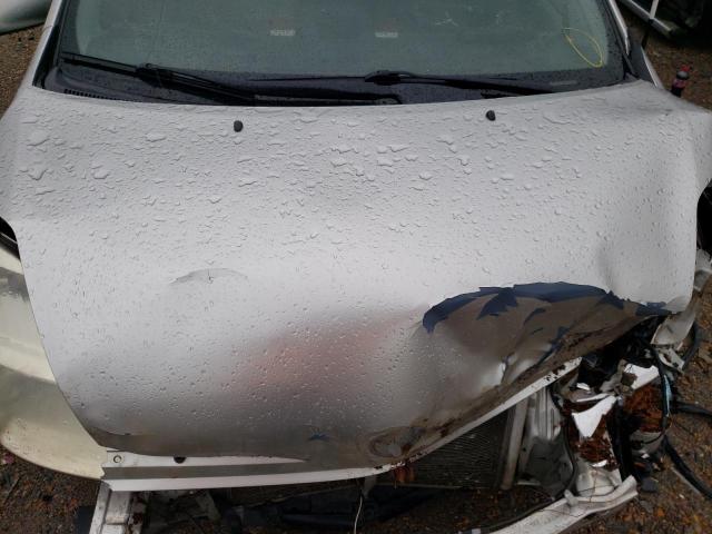 Photo 7 from auction – 2004 TOYOTA PRIUS with VIN JTDKB22U140075438