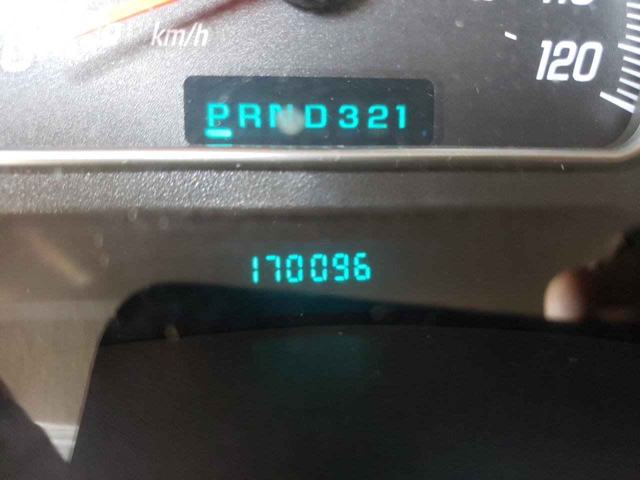 Photo 8 from auction – 2004 GMC ENVOY with VIN 1GKDS13S942393896