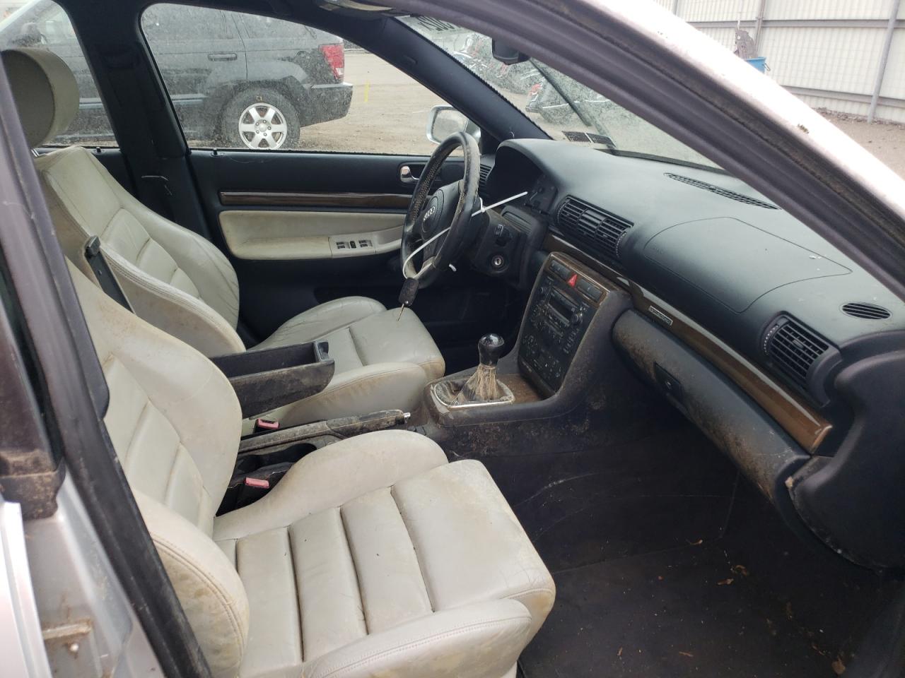 Photo 5 from auction – 2000 AUDI S4 2.7 QUA with VIN WAUDD68D3YA071910