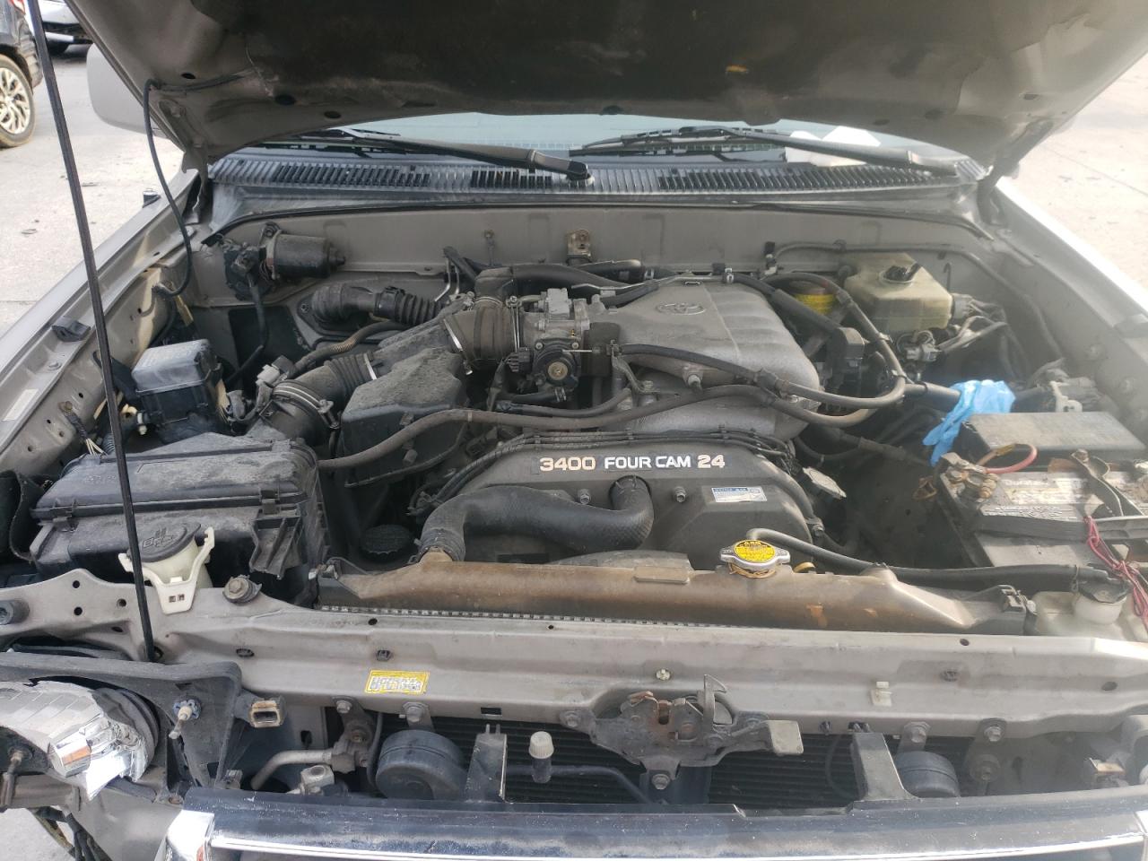 Photo 7 from auction – 2001 TOYOTA 4RUNNER LI with VIN JT3GN87R410188756
