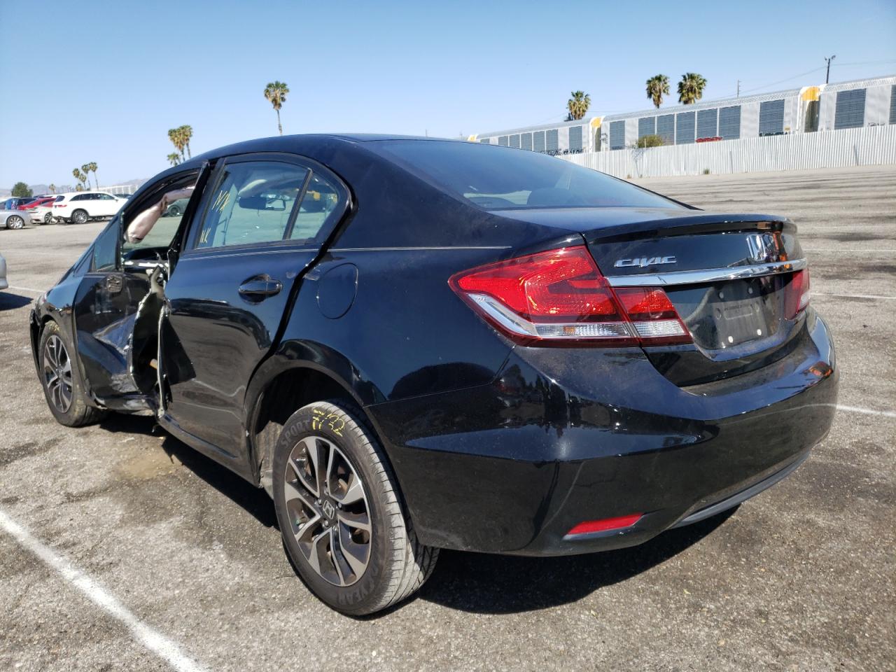 Photo 3 from auction – 2015 HONDA CIVIC EX with VIN 19XFB2F81FE207459