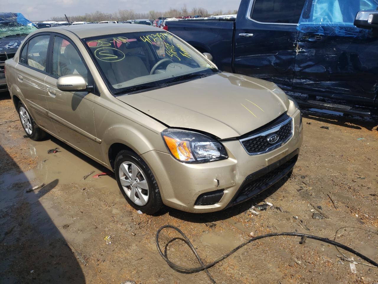KIA RIO BASE 2011 with VIN KNADH4A31B6734105 - Photo from auction