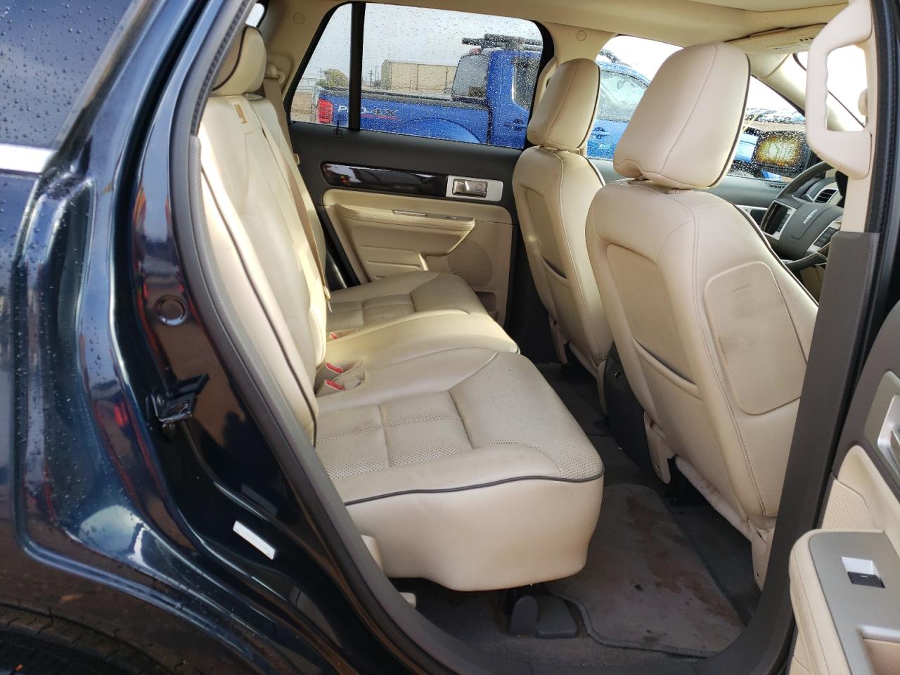 Photo 6 from auction – 2009 LINCOLN MKX with VIN 2LMDU68C19BJ09330