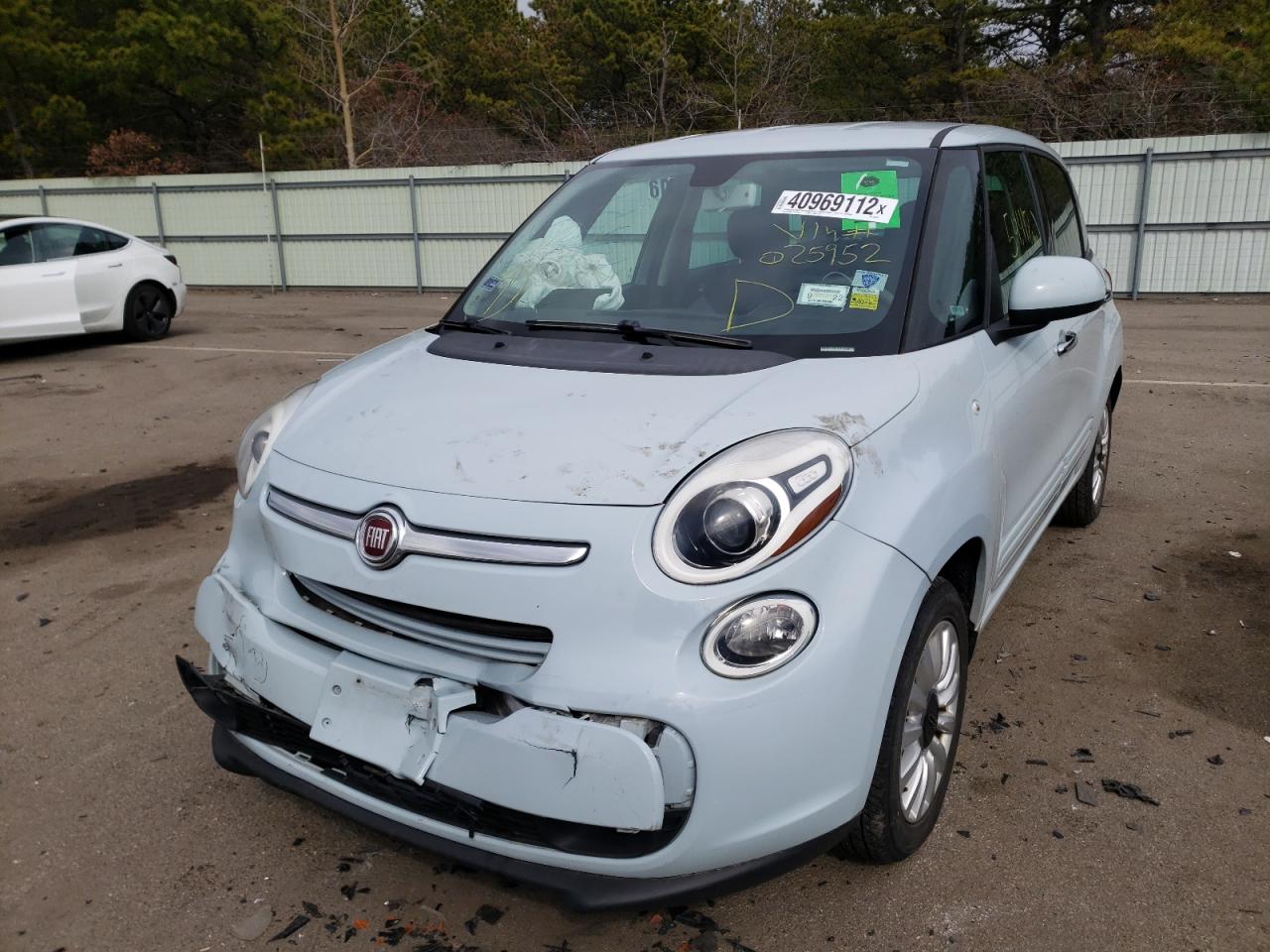 Photo 2 from auction – 2014 FIAT 500L EASY with VIN ZFBCFABHXEZ025952