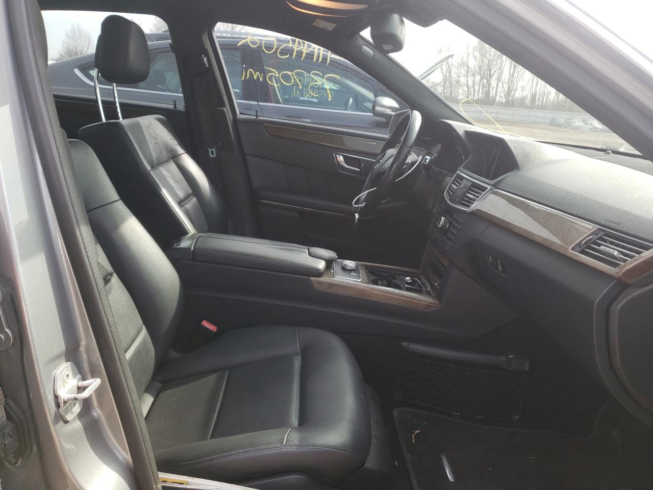 Photo 5 from auction – 2010 MERCEDES-BENZ E 350 with VIN WDDHF5GB9AA148185