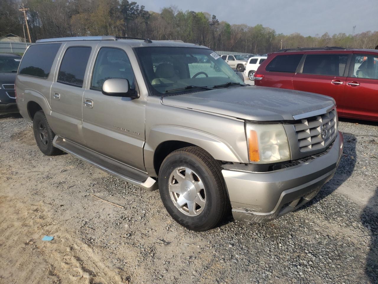 CADILLAC ESCALADE E 2003 with VIN 3GYFK66N93G275998 - Photo from auction