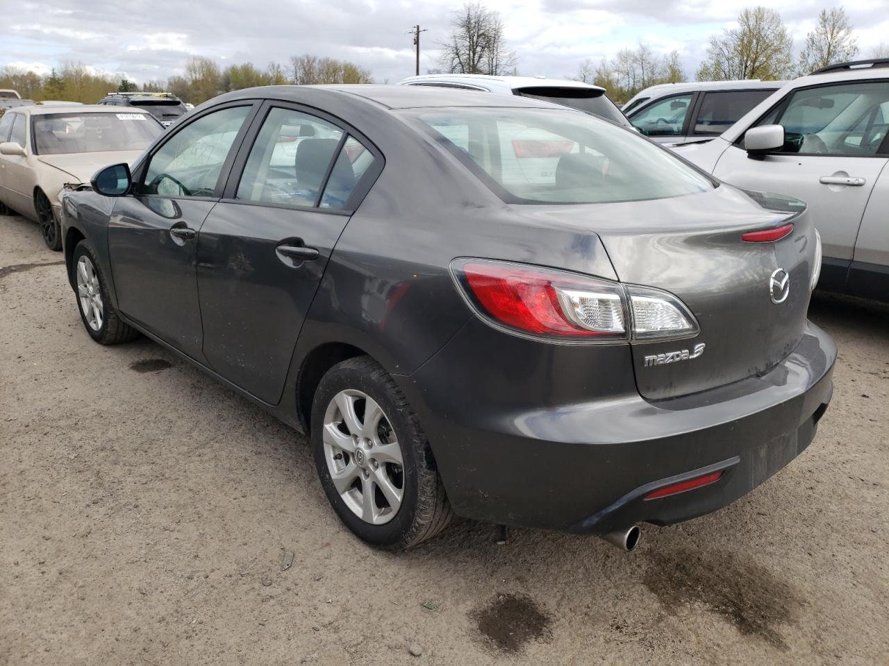 Photo 3 from auction – 2011 MAZDA 3 I with VIN JM1BL1VG8B1483083