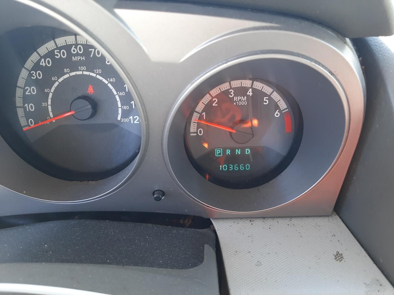 Photo 8 from auction – 2010 DODGE AVENGER SX with VIN 1B3CC4FB4AN108714