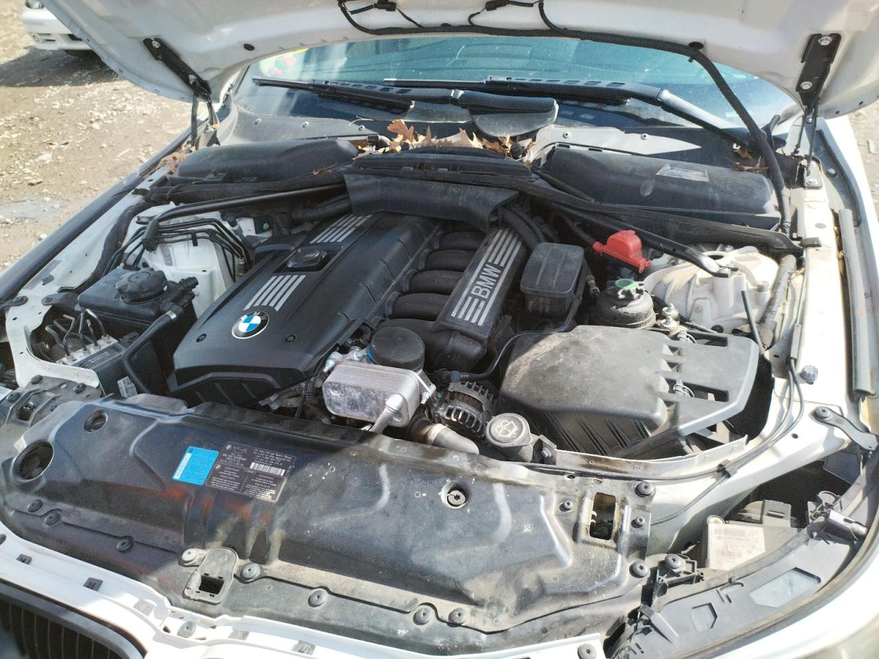 Photo 7 from auction – 2008 BMW 528 I with VIN WBANU53518CT15153