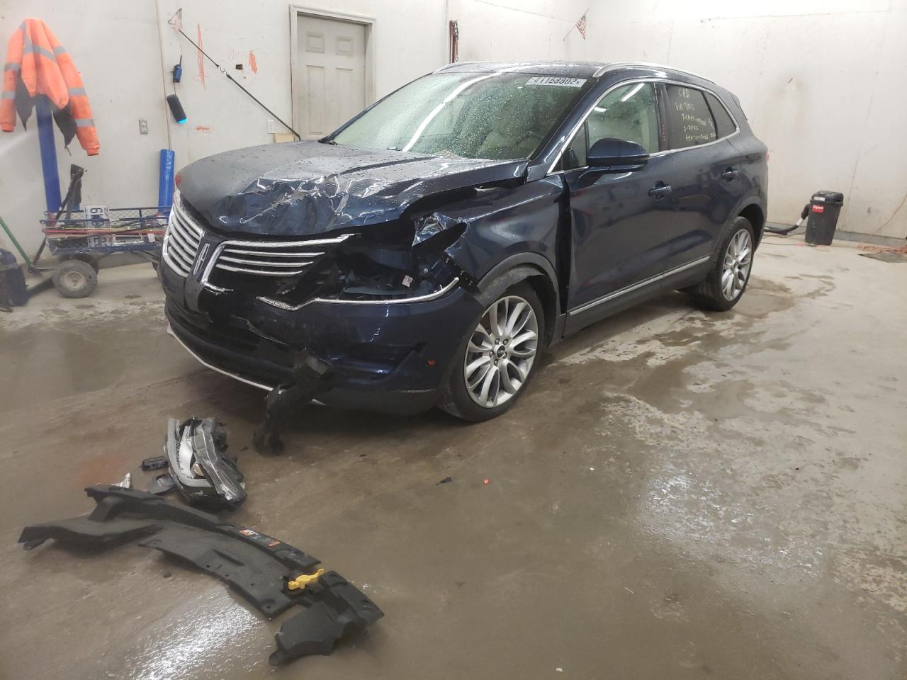 Photo 2 from auction – 2015 LINCOLN MKC with VIN 5LMCJ1A93FUJ33052