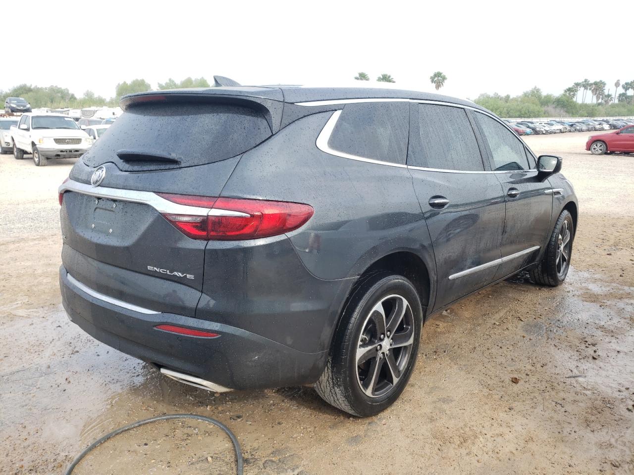 Photo 4 from auction – 2018 BUICK ENCLAVE PR with VIN 5GAERCKW4JJ270019