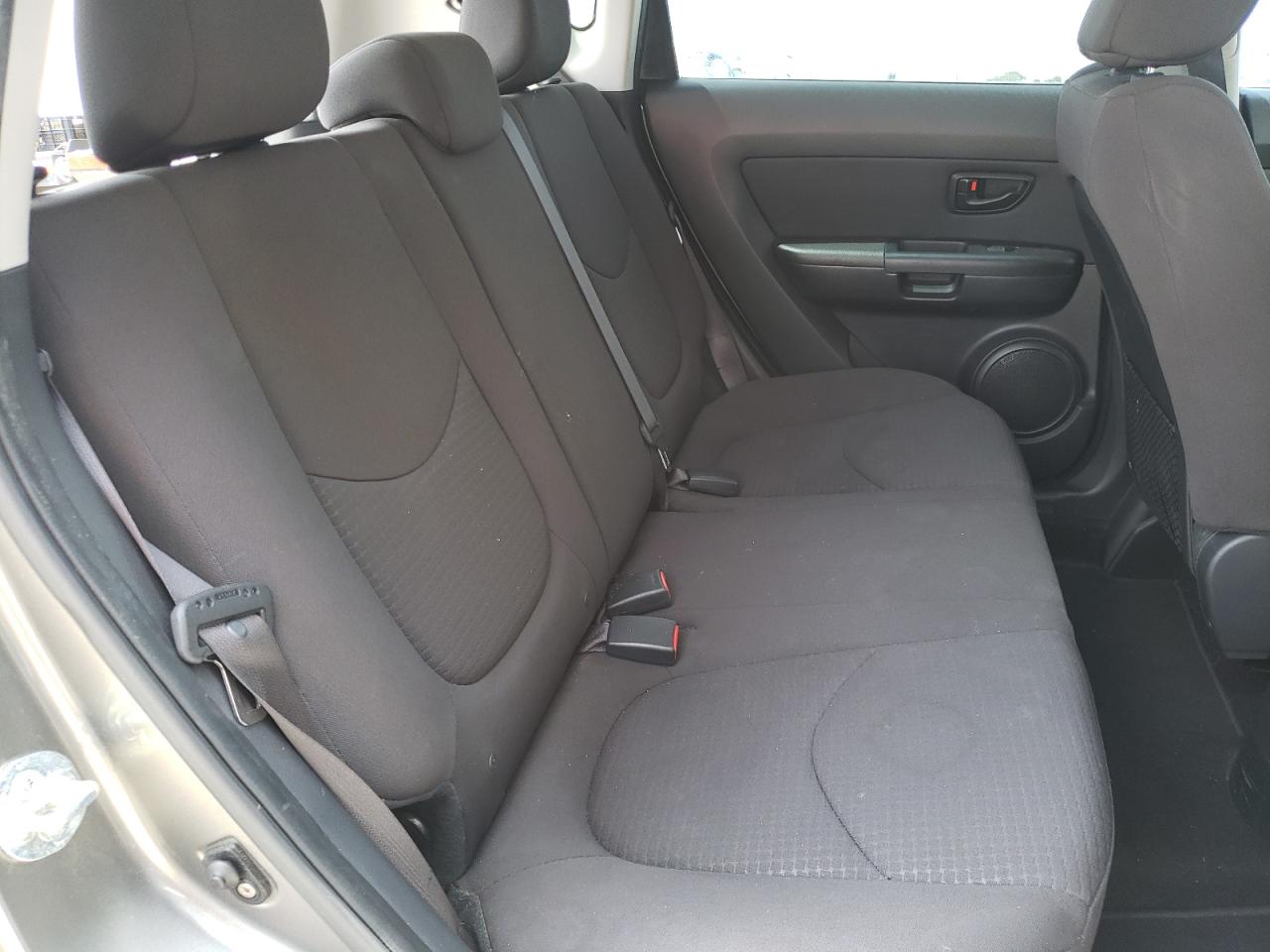 Photo 6 from auction – 2013 KIA SOUL with VIN KNDJT2A57D7630872