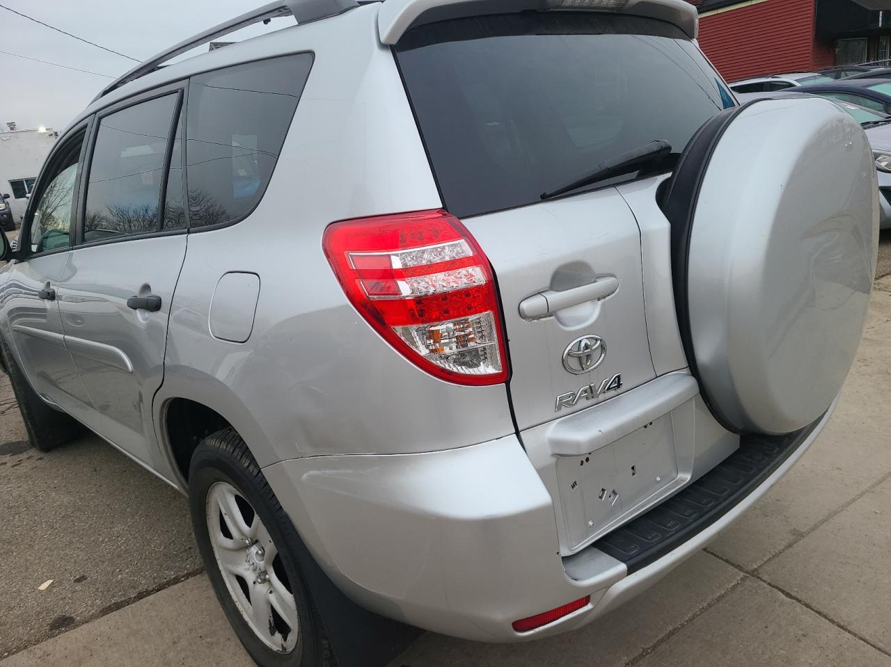 Photo 3 from auction – 2011 TOYOTA RAV4 with VIN 2T3BF4DVXBW161202