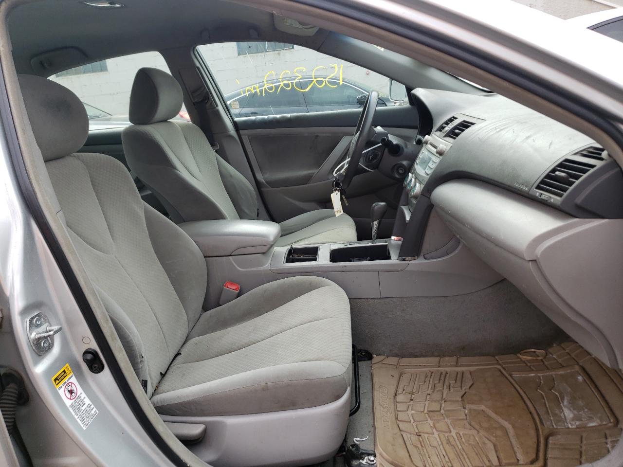 Photo 5 from auction – 2007 TOYOTA CAMRY CE with VIN 4T1BE46K47U612159