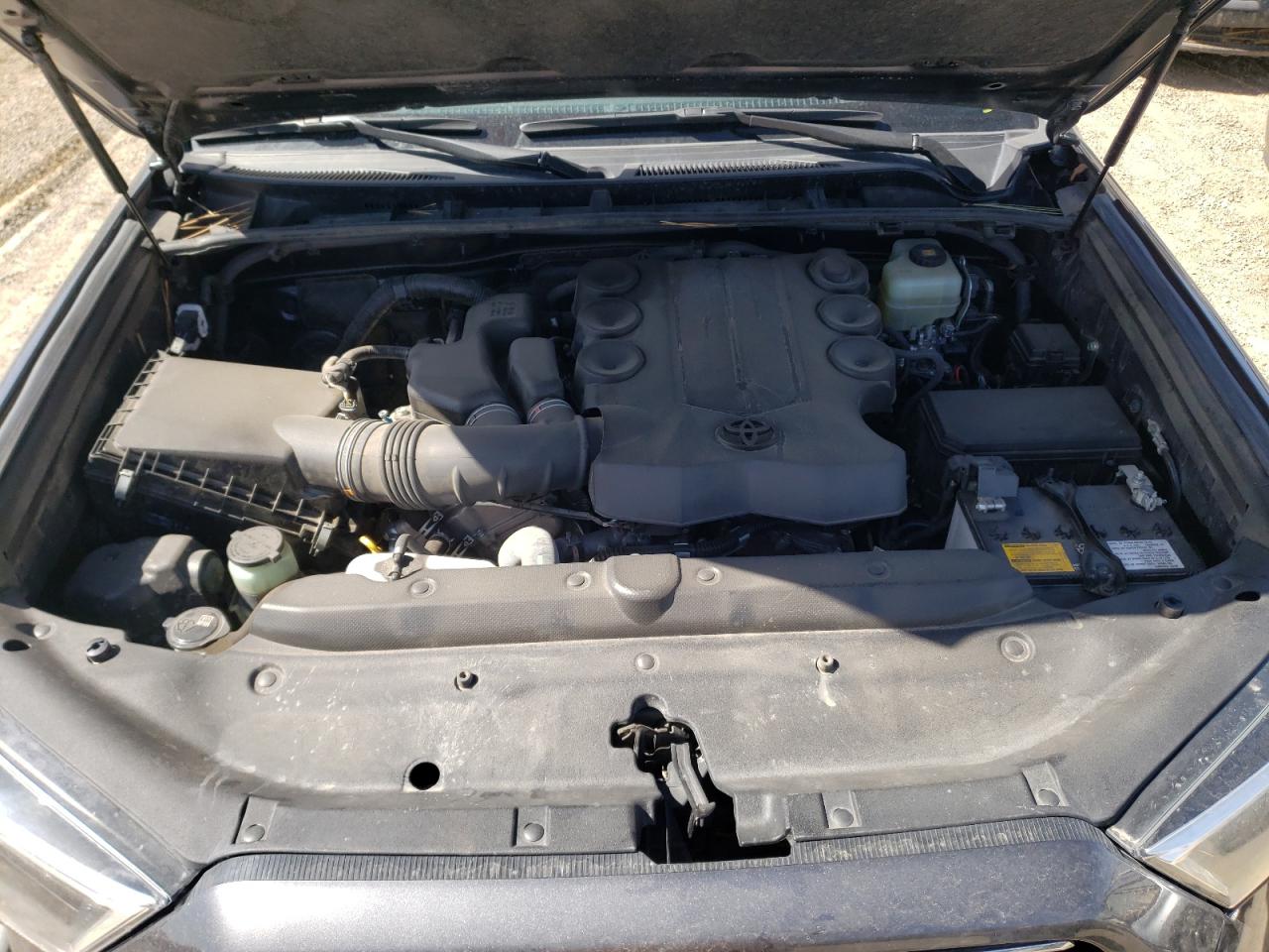 Photo 7 from auction – 2020 TOYOTA 4RUNNER SR with VIN JTEBU5JR7L5769573