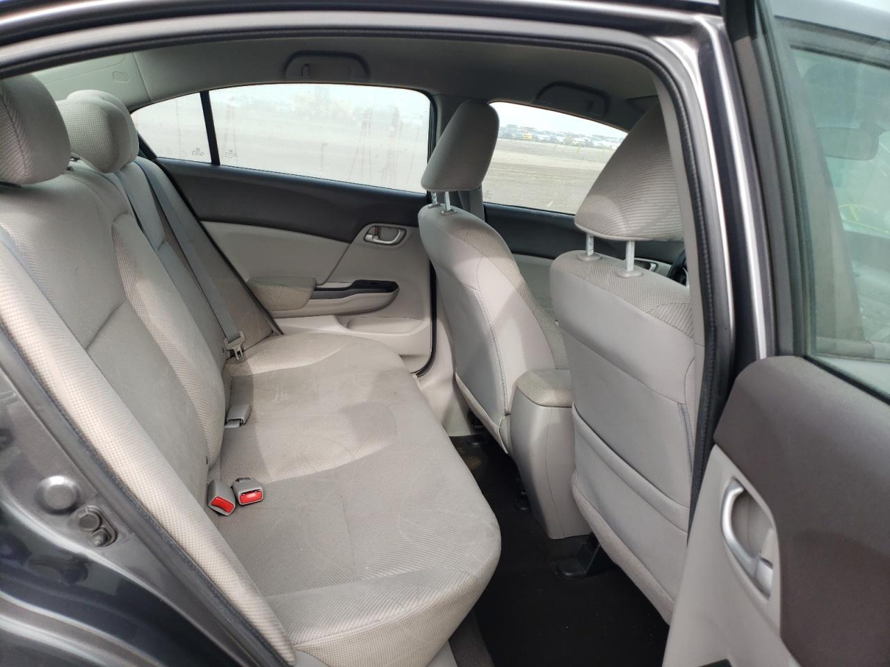 Photo 6 from auction – 2012 HONDA CIVIC LX with VIN 2HGFB2F50CH569192