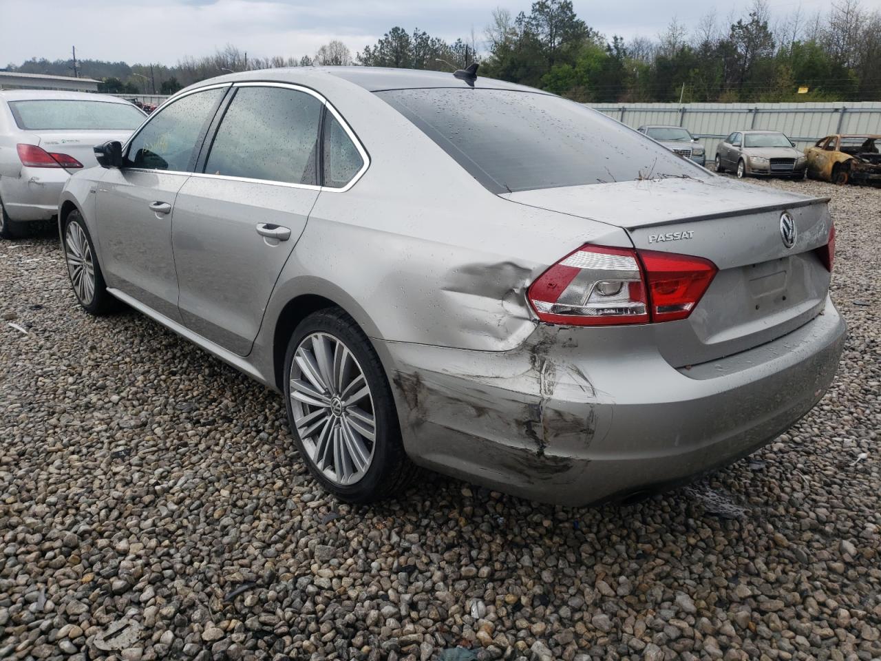 Photo 3 from auction – 2014 VOLKSWAGEN PASSAT SE with VIN 1VWBS7A3XEC095027