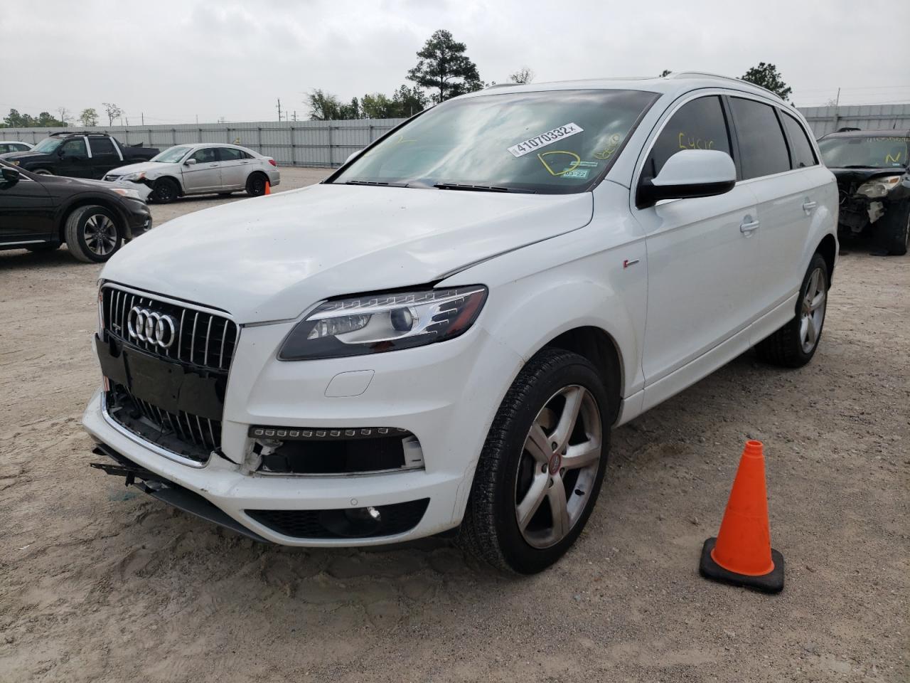 Photo 2 from auction – 2015 AUDI Q7 PRESTIG with VIN WA1DGAFE1FD015494