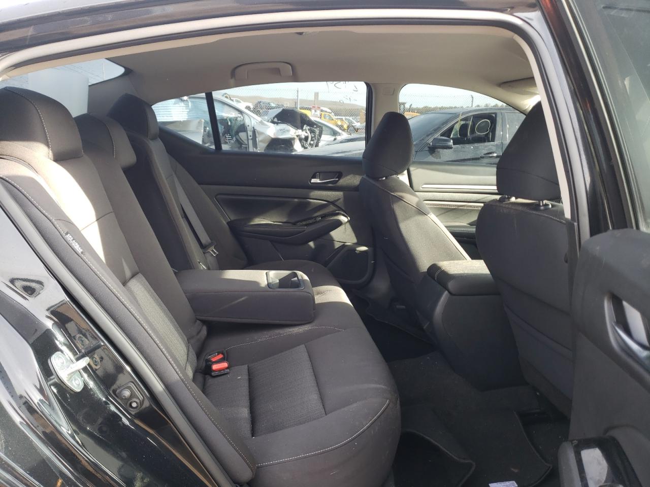 Photo 6 from auction – 2021 NISSAN ALTIMA SV with VIN 1N4BL4DV2MN367350