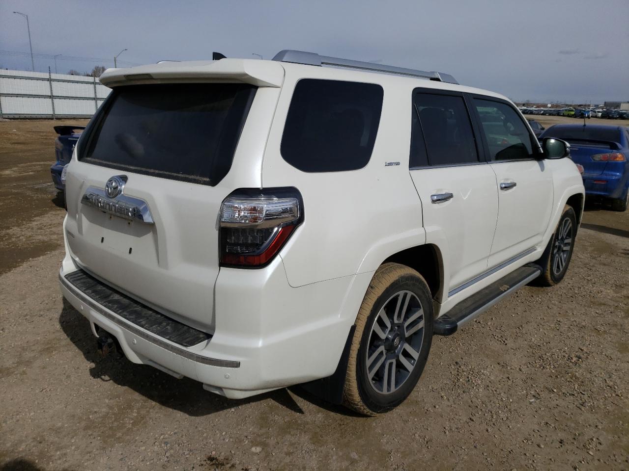 Photo 4 from auction – 2016 TOYOTA 4RUNNER SR with VIN JTEBU5JRXG5389682