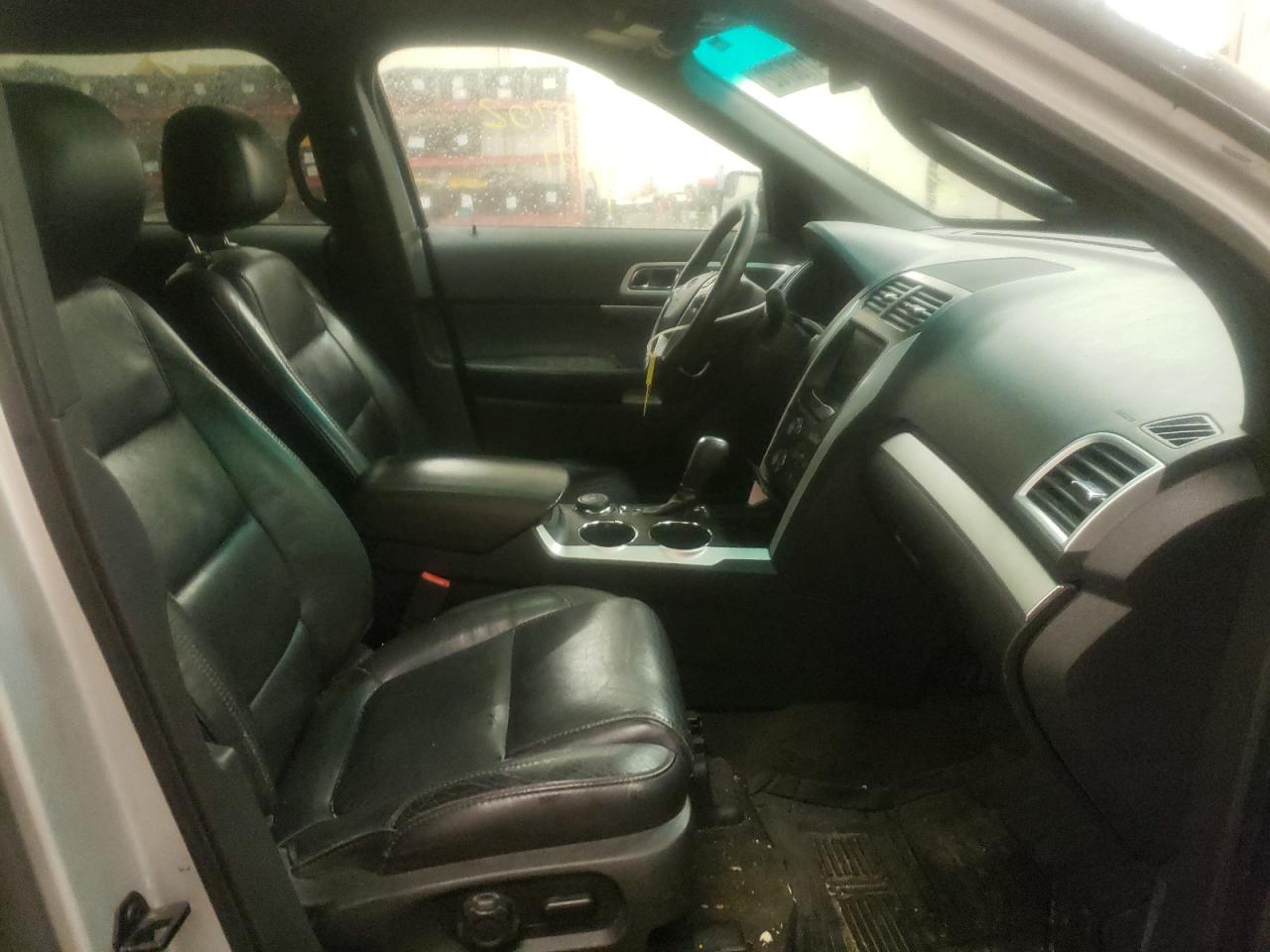 Photo 5 from auction – 2013 FORD EXPLORER X with VIN 1FM5K8D85DGC27739