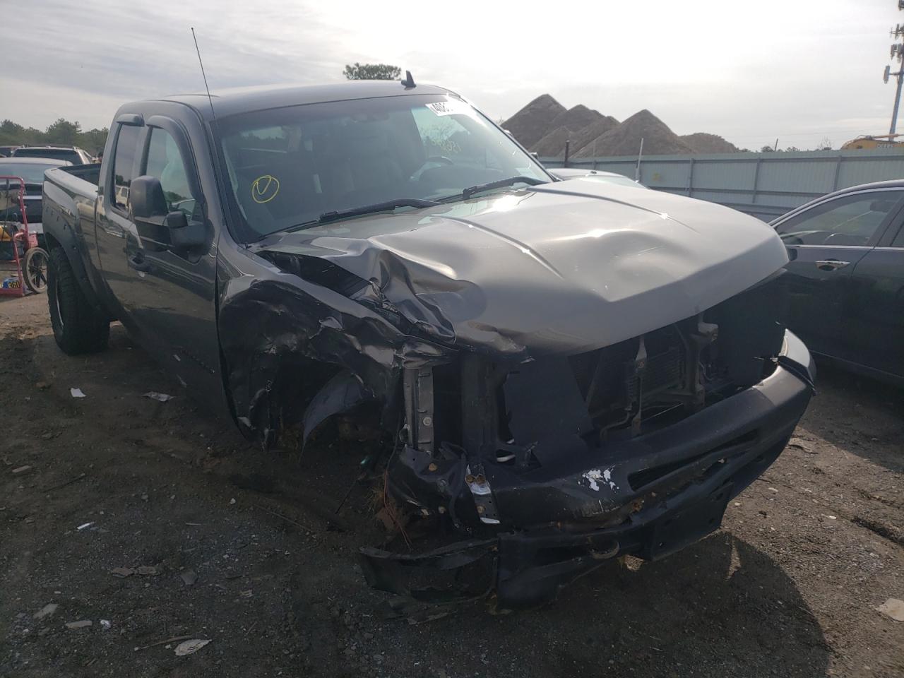CHEVROLET SILVERADO 2011 with VIN 1GCRKSE31BZ120081 - Photo from auction