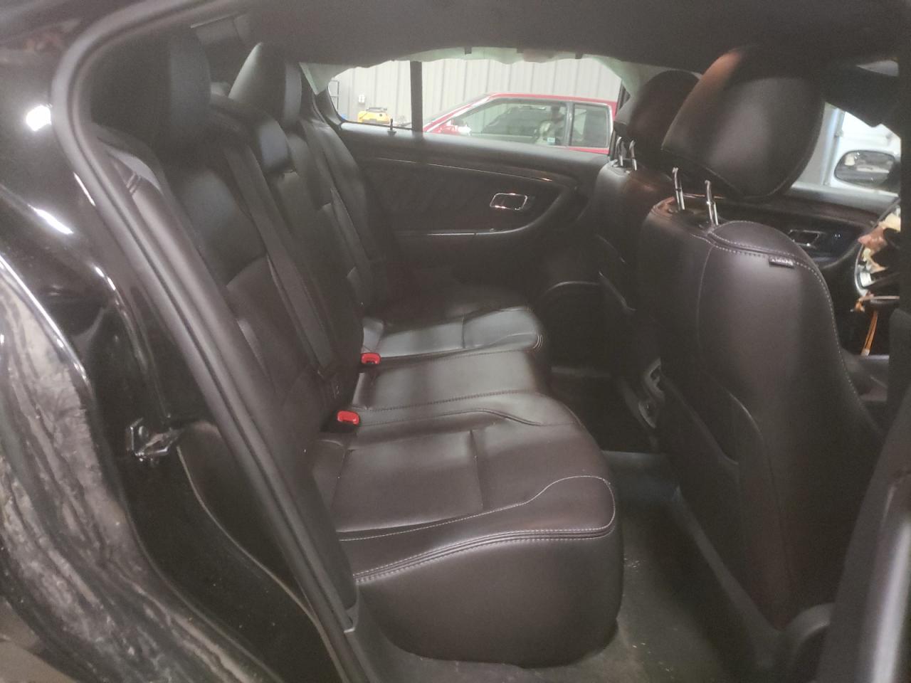 Photo 6 from auction – 2013 FORD TAURUS LIM with VIN 1FAHP2F84DG193022