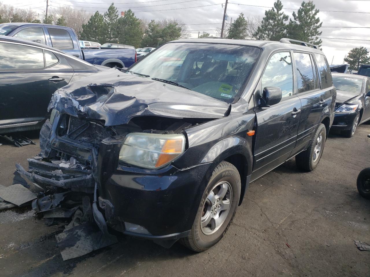 Photo 2 from auction – 2006 HONDA PILOT EX with VIN 2HKYF186X6H513025