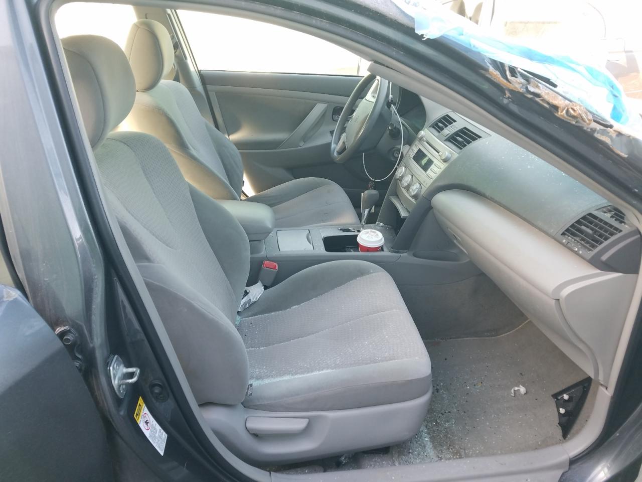 Photo 5 from auction – 2011 TOYOTA CAMRY LE with VIN 4T1BF3EK7BU667447