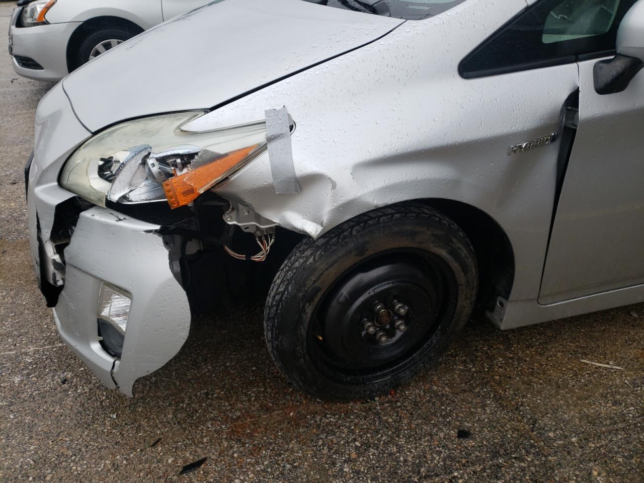 Photo 9 from auction – 2011 TOYOTA PRIUS with VIN JTDKN3DU8B0261226