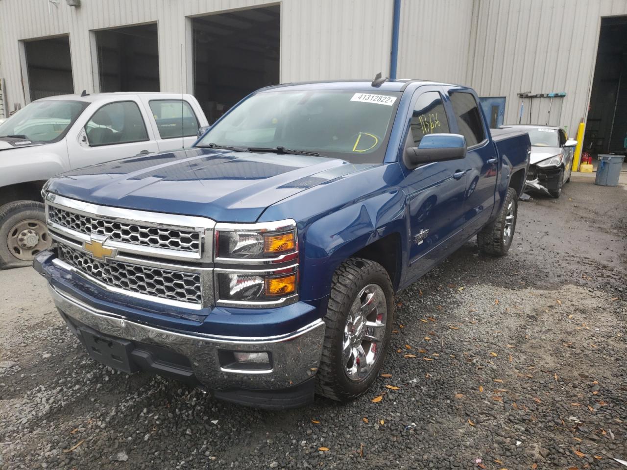 Photo 2 from auction – 2015 CHEVROLET SILVERADO with VIN 3GCPCREC6FG246410