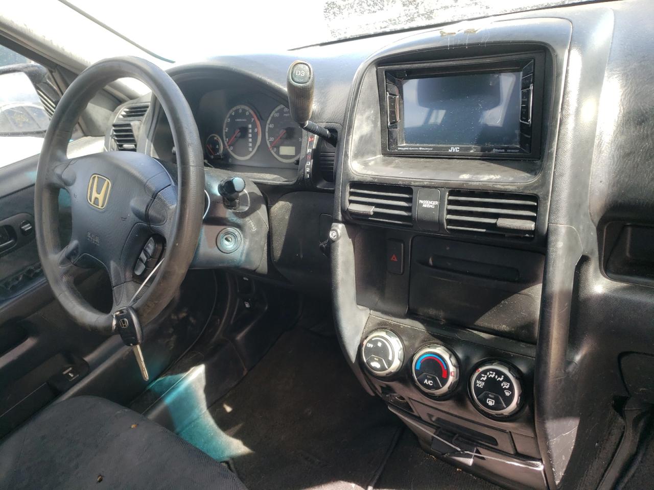 Photo 9 from auction – 2005 HONDA CR-V LX with VIN JHLRD68575C008989