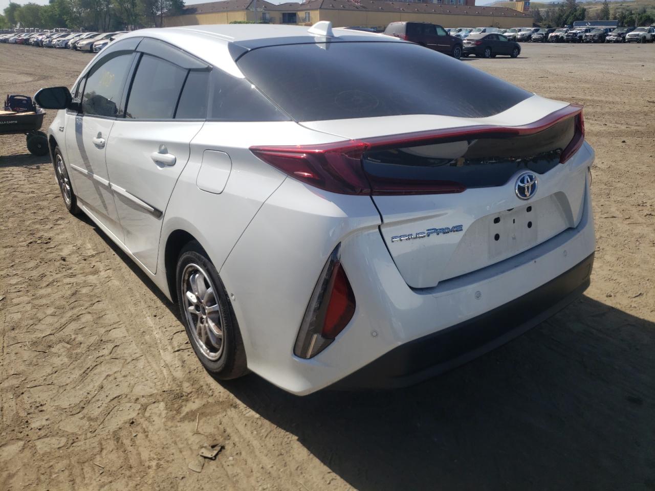 Photo 3 from auction – 2017 TOYOTA PRIUS PRIM with VIN JTDKARFP2H3053176