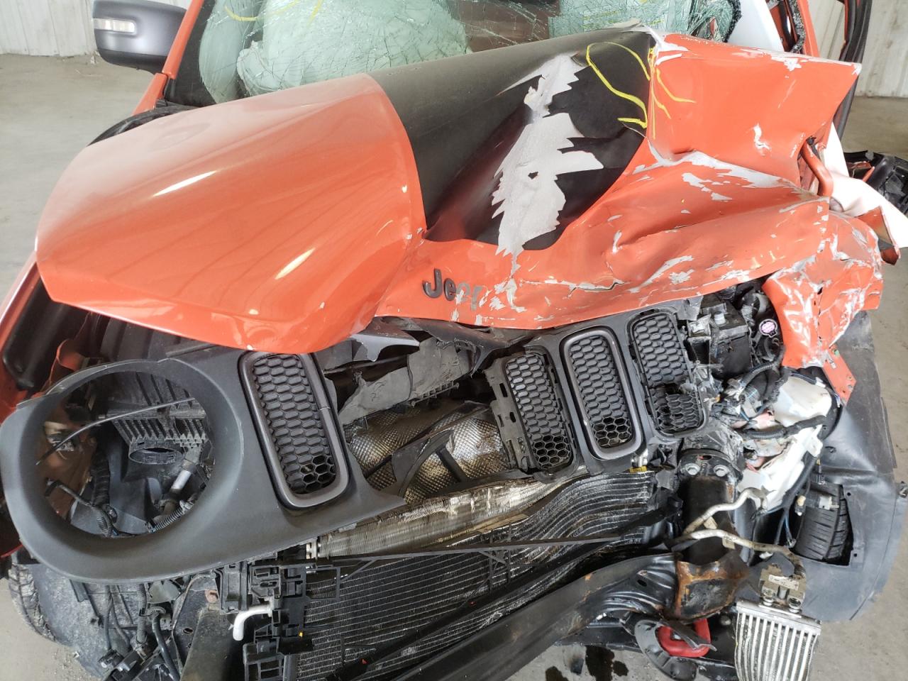 Photo 7 from auction – 2015 JEEP RENEGADE T with VIN ZACCJBCT0FPB54166