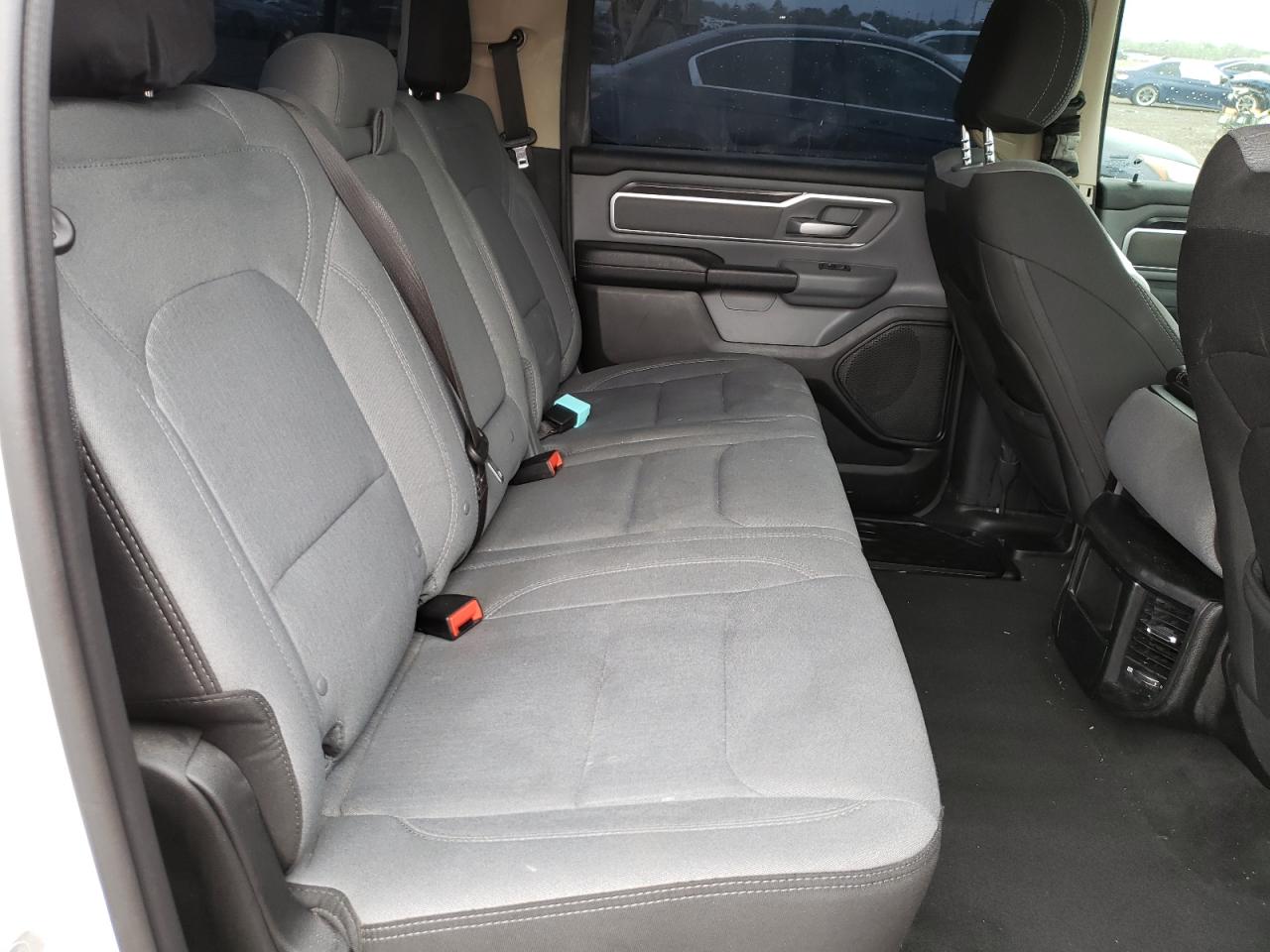 Photo 6 from auction – 2019 RAM 1500 BIG H with VIN 1C6RREMT6KN884473