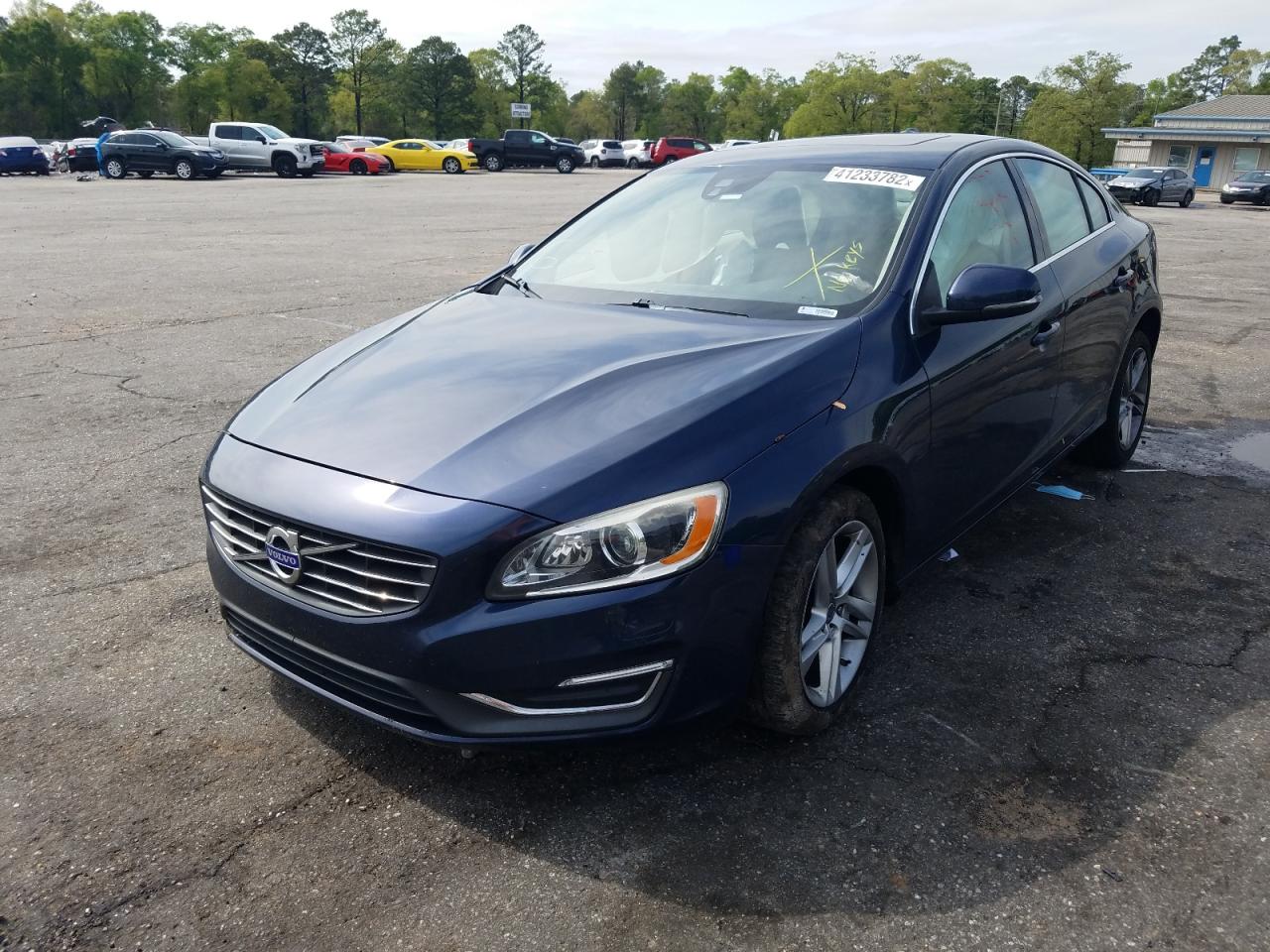Photo 2 from auction – 2015 VOLVO S60 PREMIE with VIN YV140MFC0F1317834