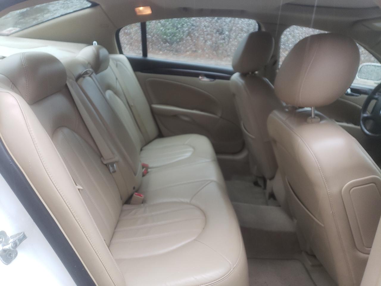 Foto 6 de la subasta – 2011 BUICK LUCERNE CX con VIN 1G4HJ5EM5BU114897